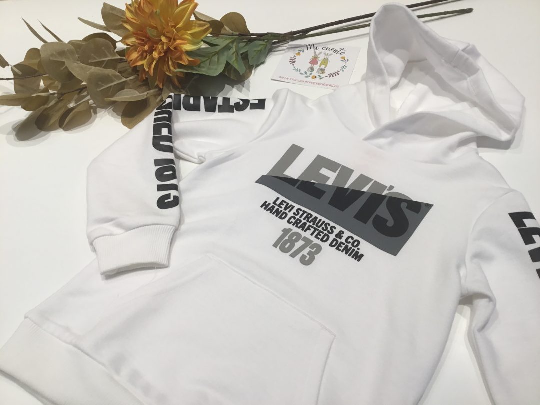 Sudadera Blanca Con Letras Negras Discount Sale, UP TO 59% OFF |  www.apmusicales.com